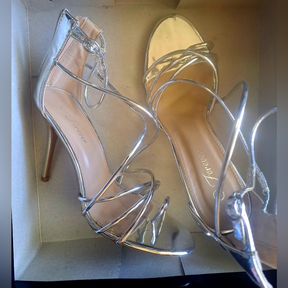 Forever Silver Ladies Heels - Size 10